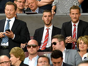 Man United take another swipe...